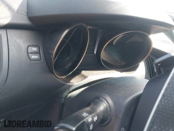 2013 Hyundai Genesis Coupe R-Spec with VIN KMHHT6KD7DU096698, listed as a IAAI auction lot 41604486 with Not provided miles and . Bid and sale history available at DreamBid. Image 7.