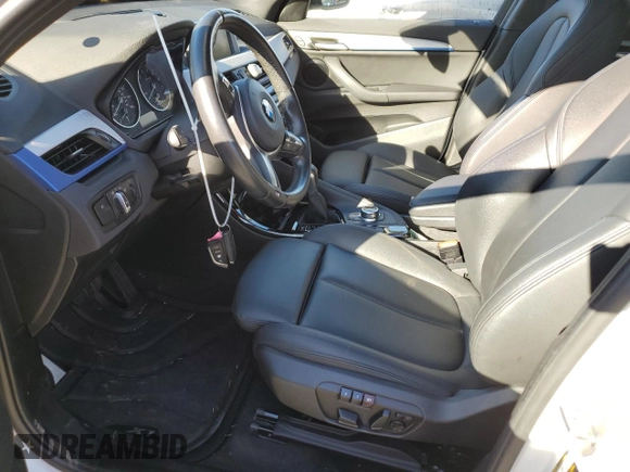 2017 BMW X1 xDrive28i with VIN WBXHT3C34H5F70315, listed as a Copart auction lot 40435943 with 0 mi miles. Bid and sale history available at carsss.com. Image 7.