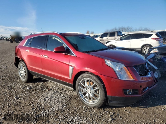 2013 Cadillac SRX Performance Collection with VIN 3GYFNDE30DS552404, listed as a Copart auction lot 82420234 with 77,165 mi miles and Salvage Title. Bid and sale history available at carsss.com. Image 4.