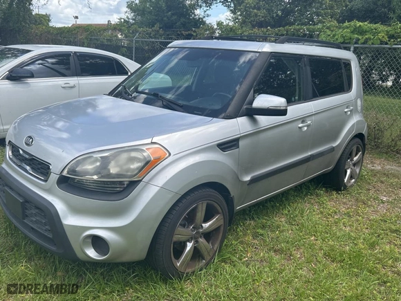2013 Kia Soul + with VIN KNDJT2A63D7546122, listed as a Copart auction lot 52932655 with 96,489 mi miles and Clean Title. Bid and sale history available at carsss.com. Image 2.