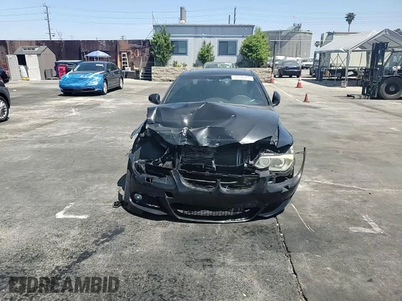 2011 BMW 3 Series 335i с VIN WBAKG7C5XBE598010, выставлен на аукционе Copart как лот 58190265 с пробегом 141 033 миль миль и Списание • Salvage title. История ставок и продаж доступна на DreamBid. Изображение 14.