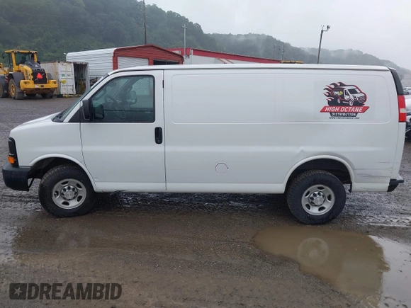2016 Chevrolet Express Cargo with VIN 1GCWGAFG8G1147848, listed as a IAAI auction lot 42668582 with 237,768 mi miles and . Bid and sale history available at DreamBid. Image 14.