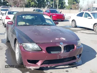 2003 BMW Z4 3.0i с VIN 4USBT53493LT21334, выставлен на аукционе IAAI как лот 41250314 с пробегом 144 698 миль миль и . История ставок и продаж доступна на DreamBid. Изображение 6.