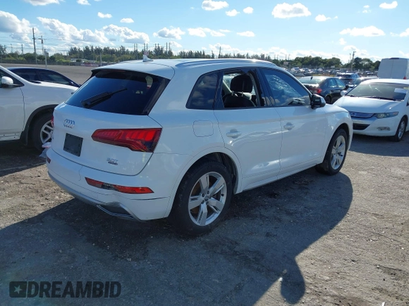 2018 Audi Q5 Premium with VIN WA1ANAFY5J2206925, listed as a IAAI auction lot 41664351 with 1 mi miles. Bid and sale history available at carsss.com. Image 4.