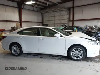 2013 Lexus ES 250 с VIN JTHBK1GG2D2062116, выставлен на аукционе IAAI как лот 42309387 с пробегом 135 327 миль миль и . История ставок и продаж доступна на DreamBid. Изображение 13.