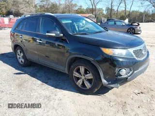 2012 Kia Sorento EX with VIN 5XYKU4A61CG268223, listed as a IAAI auction lot 41673138 with 174,745 mi miles. Bid and sale history available at carsss.com. Image 1.