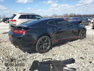 2018 Chevrolet Camaro ZL1 with VIN 1G1FK1R61J0152283, listed as a Copart auction lot 50151475 with 34,325 mi miles and Clean Title. Bid and sale history available at DreamBid. Image 3.