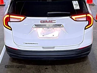 2022 GMC Terrain SLE z VIN 3GKALMEV9NL212210, wystawiony jako IAAI lot #42569102 z przebiegiem 71 097 mil mil oraz . Historia ofert i sprzedaży dostępna na DreamBid. Obrazek 12.