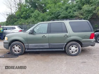2005 Ford Expedition Special Service с VIN 1FMPU16575LB01825, выставлен на аукционе IAAI как лот 42335134 с пробегом 130 788 миль миль и . История ставок и продаж доступна на DreamBid. Изображение 15.