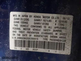 2013 Honda Fit with VIN JHMGE8H35DC066916, listed as a IAAI auction lot 41635281 with 123,238 mi miles. Bid and sale history available at carsss.com. Image 9.