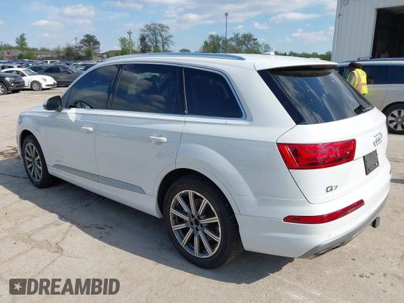 2019 Audi Q7 Premium Plus with VIN WA1LAAF78KD002413, listed as a IAAI auction lot 42212732 with 111,667 mi miles and . Bid and sale history available at DreamBid. Image 3.