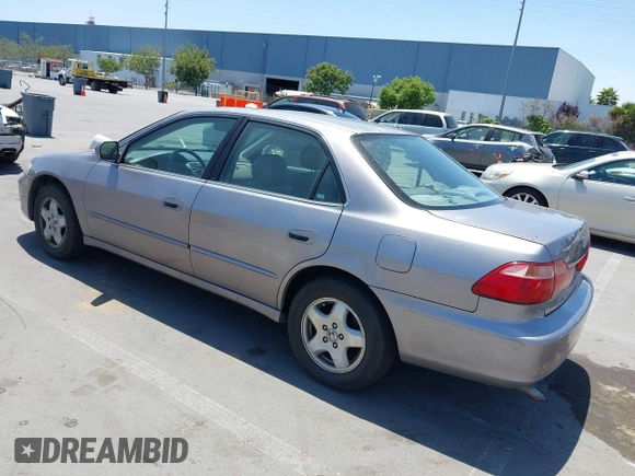 2000 Honda Accord EX с VIN 1HGCG1654YA065541, выставлен на аукционе IAAI как лот 42414986 с пробегом 158 544 миль миль и . История ставок и продаж доступна на DreamBid. Изображение 3.
