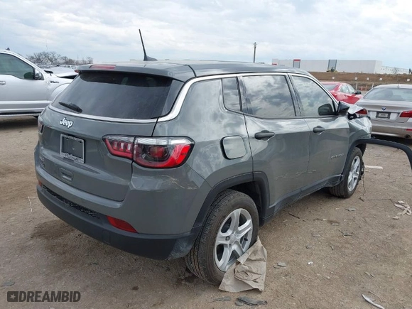 2024 Jeep Compass Sport with VIN 3C4NJDANXRT583844, listed as a IAAI auction lot 41359436 with 12,622 mi miles. Bid and sale history available at carsss.com. Image 4.