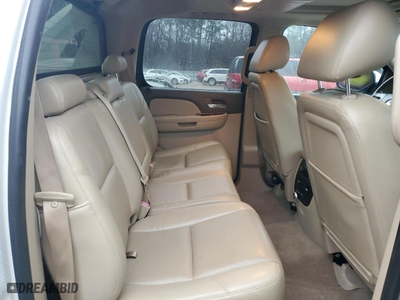2013 Chevrolet Avalanche LTZ with VIN 3GNMCGE05DG142332, listed as a Copart auction lot 41986565 with 159,086 mi miles and Salvage Title. Bid and sale history available at carsss.com. Image 10.