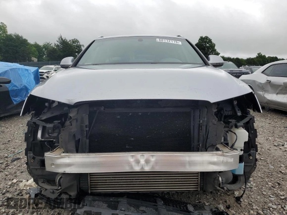 2018 Audi Q3 Premium with VIN WA1BCCFSXJR003408, listed as a Copart auction lot 60112115 with 128,146 mi miles and Salvage title. Bid and sale history available at DreamBid. Image 5.