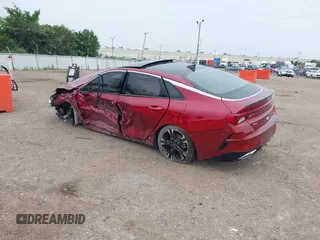2022 Kia K5 GT-Line z VIN 5XXG64J29NG121197, wystawiony jako IAAI lot #39659829 z przebiegiem 49 590 mil mil oraz . Historia ofert i sprzedaży dostępna na DreamBid. Obrazek 3.