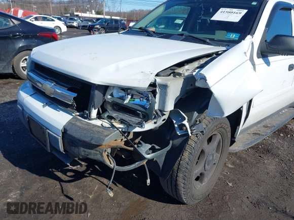 2006 Chevrolet TrailBlazer LS with VIN 1GNET16S566127898, listed as a IAAI auction lot 41580169 with 187,832 mi miles and . Bid and sale history available at DreamBid. Image 6.
