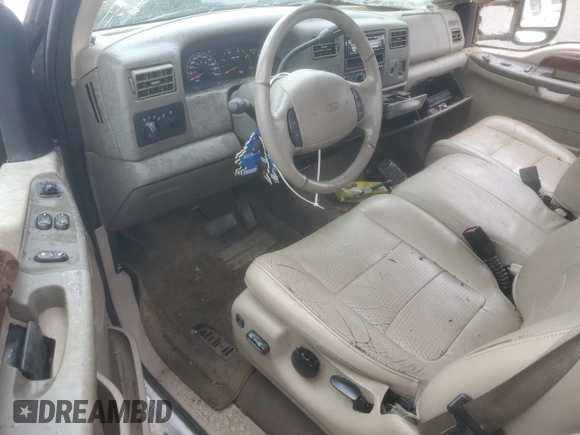 2002 Ford F-250 XL z VIN 1FTNX21F72EA92441, wystawiony jako Copart lot #46567825 z przebiegiem 132 588 mil mil oraz Szkoda całkowita • Salvage title. Historia ofert i sprzedaży dostępna na DreamBid. Obrazek 8.