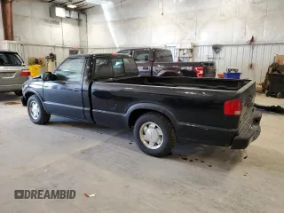 2003 GMC Sonoma SLS with VIN 1GTCS14X938267079, listed as a Copart auction lot 89083215 with 146,335 mi miles and Clean Title. Bid and sale history available at carsss.com. Image 2.