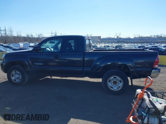 2006 Toyota Tacoma PreRunner z VIN 5TETU62N76Z314606, wystawiony jako IAAI lot #41647446 z przebiegiem 119 769 mil mil oraz . Historia ofert i sprzedaży dostępna na DreamBid. Obrazek 14.
