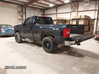 2008 Chevrolet Silverado 1500 1LT with VIN 1GCEK14038Z264630, listed as a IAAI auction lot 41568850 with 167,456 mi miles and . Bid and sale history available at DreamBid. Image 3.