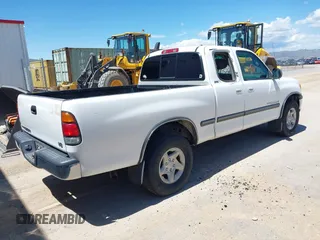 2000 Toyota Tundra SR5 with VIN 5TBRT3413YS097893, listed as a IAAI auction lot 42221710 with 213,142 mi miles and . Bid and sale history available at DreamBid. Image 4.