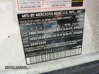 2008 Mercedes-Benz M 550 z VIN 4JGBB72E98A412553, wystawiony jako Copart lot #61350025 z przebiegiem 154 355 mil mil oraz Czysty tytuł • Clean title. Historia ofert i sprzedaży dostępna na DreamBid. Obrazek 13.