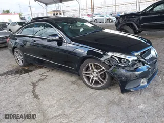2014 Mercedes-Benz E-Class E 350 with VIN WDDKJ5KBXEF249207, listed as a IAAI auction lot 41750638 with 86,960 mi miles. Bid and sale history available at carsss.com. Image 1.