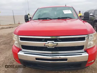 2010 Chevrolet Silverado 1500 LT with VIN 3GCRCSE08AG270268, listed as a IAAI auction lot 41534509 with 175,844 mi miles and . Bid and sale history available at DreamBid. Image 12.