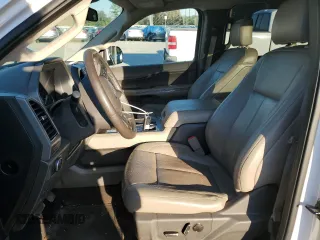 2018 Ford Expedition Max XLT z VIN 1FMJK1HT4JEA48328, wystawiony jako Copart lot #85971614 z przebiegiem 188 461 mil mil oraz Szkoda całkowita • Salvage title. Historia ofert i sprzedaży dostępna na DreamBid. Obrazek 7.