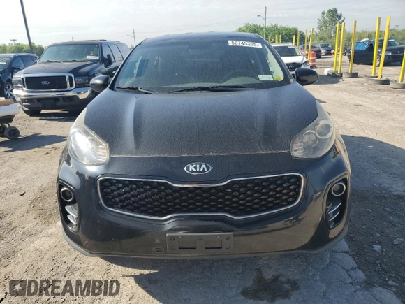 2017 Kia Sportage LX z VIN KNDPMCAC4H7103647, wystawiony jako Copart lot #56745355 z przebiegiem 105 461 mil mil oraz Szkoda całkowita • Salvage title. Historia ofert i sprzedaży dostępna na DreamBid. Obrazek 5.
