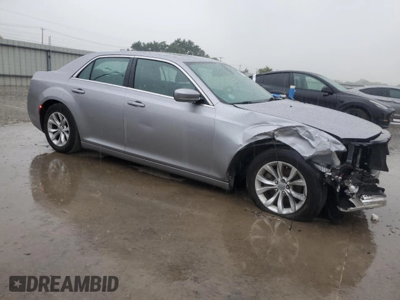 2015 Chrysler 300 Limited with VIN 2C3CCAAG8FH801869, listed as a Copart auction lot 54488135 with 190,019 mi miles and Salvage Title. Bid and sale history available at DreamBid. Image 4.