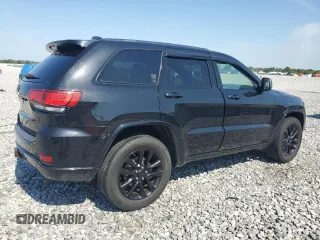 2017 Jeep Grand Cherokee Altitude with VIN 1C4RJEAG0HC888207, listed as a Copart auction lot 57472635 with 67,529 mi miles and Salvage title. Bid and sale history available at DreamBid. Image 3.