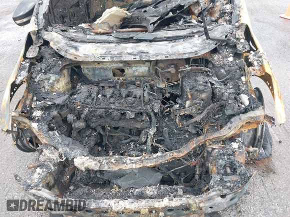 2019 Ford Escape Titanium z VIN 1FMCU9J95KUB24713, wystawiony jako IAAI lot #42554610 z przebiegiem Nie podano mil oraz . Historia ofert i sprzedaży dostępna na DreamBid. Obrazek 10.