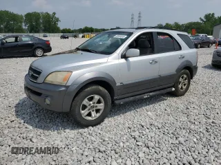 2005 Kia Sorento LX with VIN KNDJC733555451204, listed as a Copart auction lot 60593635 with Not provided miles and Salvage title. Bid and sale history available at DreamBid. Image 1.