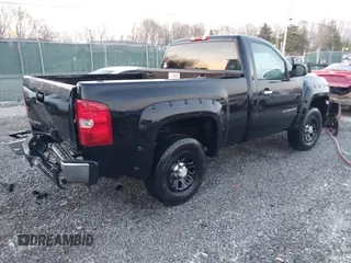2008 Chevrolet Silverado 1500 Work Truck with VIN 1GCEK14C28Z329235, listed as a IAAI auction lot 41733369 with 185,732 mi miles. Bid and sale history available at carsss.com. Image 4.
