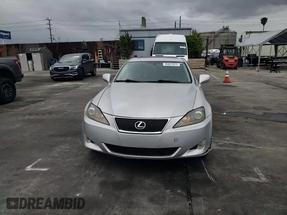 2006 Lexus IS 350 z VIN JTHBE262665011450, wystawiony jako Copart lot #55857015 z przebiegiem 141 735 mil mil oraz Szkoda całkowita • Salvage title. Historia ofert i sprzedaży dostępna na DreamBid. Obrazek 13.