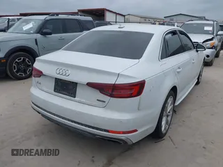 2019 Audi A4 Premium Plus z VIN WAUENAF46KA111721, wystawiony jako IAAI lot #41500022 z przebiegiem 92 993 mil mil oraz . Historia ofert i sprzedaży dostępna na DreamBid. Obrazek 4.