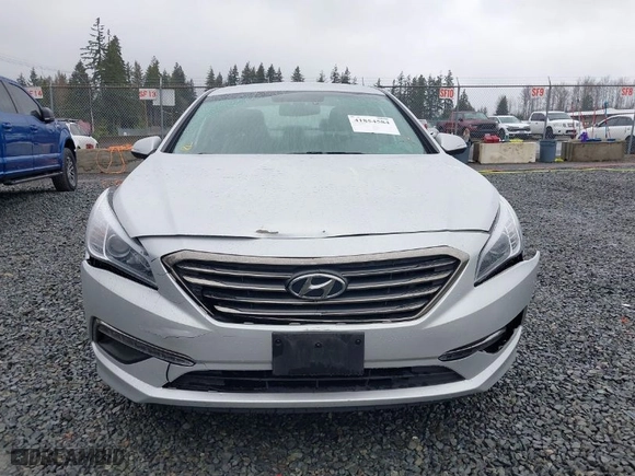 2015 Hyundai Sonata 2.4L Sport with VIN 5NPE34AF3FH167343, listed as a IAAI auction lot 41854584 with 82,853 mi miles. Bid and sale history available at carsss.com. Image 12.