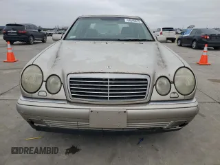 1998 Mercedes-Benz E-Class with VIN WDBJF65F0WA666795, listed as a Copart auction lot 44845875 with 241,968 mi miles and Clean Title. Bid and sale history available at carsss.com. Image 5.