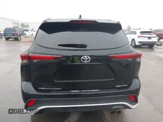 2024 Toyota Highlander LE z VIN 5TDKDRBH3RS537184, wystawiony jako IAAI lot #42108464 z przebiegiem 35 747 mil mil oraz . Historia ofert i sprzedaży dostępna na DreamBid. Obrazek 17.