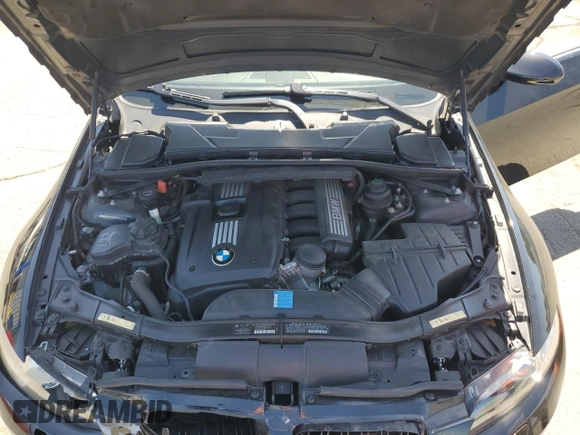 2008 BMW 3 Series 328i with VIN WBAWV13508P118493, listed as a Copart auction lot 57826135 with 140,222 mi miles and Salvage title. Bid and sale history available at DreamBid. Image 11.