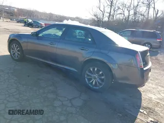 2014 Chrysler 300 with VIN 2C3CCAGG8EH298091, listed as a IAAI auction lot 41760483 with 141,663 mi miles. Bid and sale history available at carsss.com. Image 3.