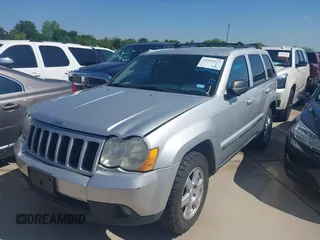 2010 Jeep Grand Cherokee Laredo with VIN 1J4PR4GK1AC143780, listed as a IAAI auction lot 42058575 with 88,608 mi miles. Bid and sale history available at carsss.com. Image 2.