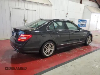 2014 Mercedes-Benz C 300 Sport with VIN WDDGF8AB5EA956772, listed as a Copart auction lot 51590945 with 85,121 mi miles and Clean Title. Bid and sale history available at DreamBid. Image 3.