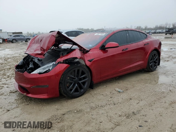 2024 Tesla Model S z VIN 5YJSA1E52RF537354, wystawiony jako Copart lot #43077365 z przebiegiem 8 934 mil mil oraz Szkoda całkowita • Salvage title. Historia ofert i sprzedaży dostępna na DreamBid. Obrazek 1.