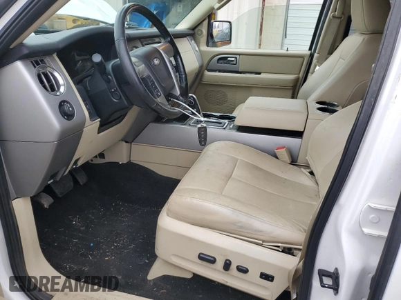 2015 Ford Expedition Limited with VIN 1FMJU2AT4FEF42061, listed as a Copart auction lot 45401745 with 216,724 mi miles and Salvage title. Bid and sale history available at DreamBid. Image 7.
