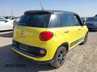 2015 FIAT 500L Urbana Trekking z VIN ZFBCFADH4FZ031650, wystawiony jako IAAI lot #42125476 z przebiegiem 43 511 mil mil oraz . Historia ofert i sprzedaży dostępna na DreamBid. Obrazek 4.