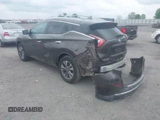 2017 Nissan Murano SL z VIN 5N1AZ2MG5HN104247, wystawiony jako IAAI lot #42102129 z przebiegiem 158 944 mil mil oraz . Historia ofert i sprzedaży dostępna na DreamBid. Obrazek 3.