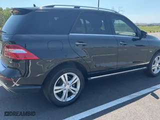 2012 Mercedes-Benz M-Class ML 350 with VIN 4JGDA5HB1CA026778, listed as a Copart auction lot 53190415 with 115,082 mi miles and Salvage Title. Bid and sale history available at carsss.com. Image 4.